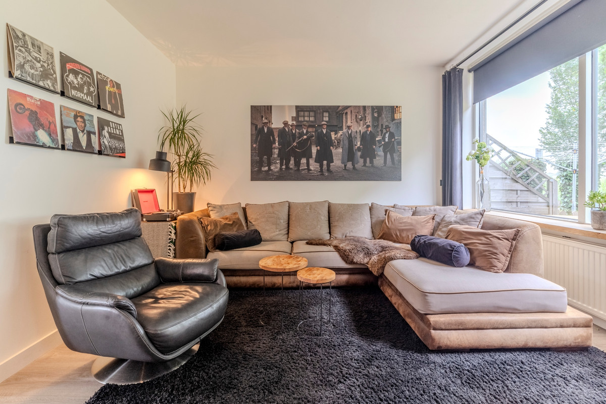 Hoekwoning te koop: Korenschoof 28, Giessen