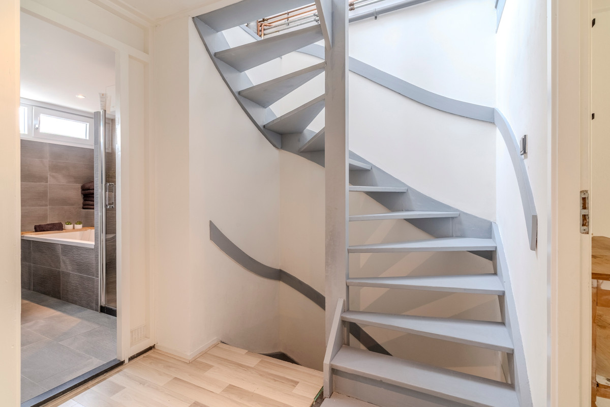 Hoekwoning te koop: Korenschoof 28, Giessen