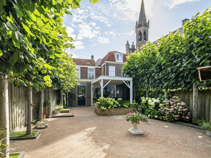 Hoogstraat 8