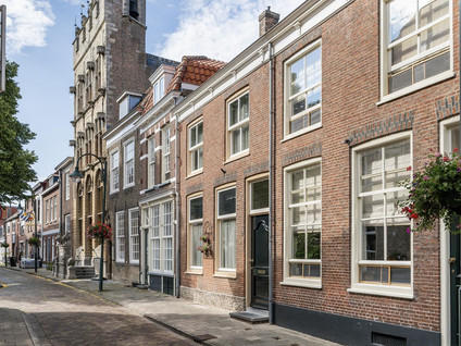 Hoogstraat 8