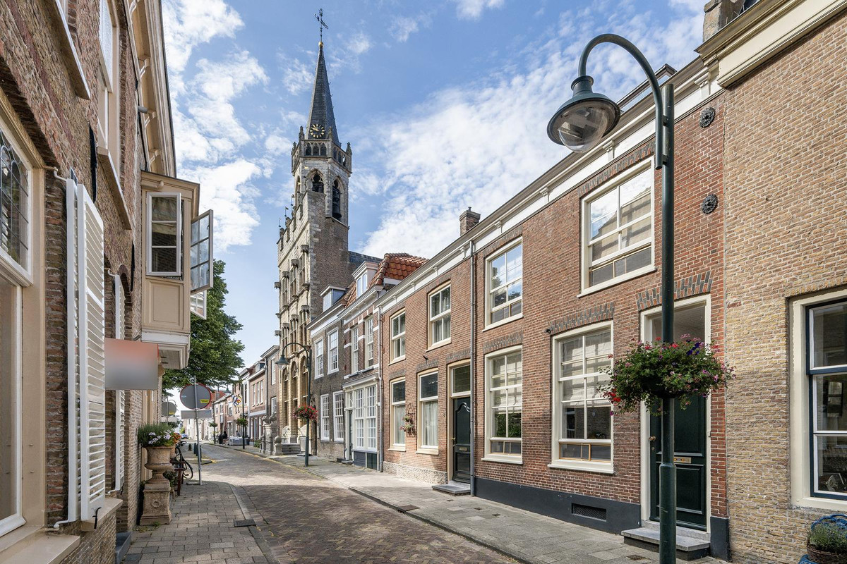 Tussenwoning te koop: Hoogstraat 8, Tholen