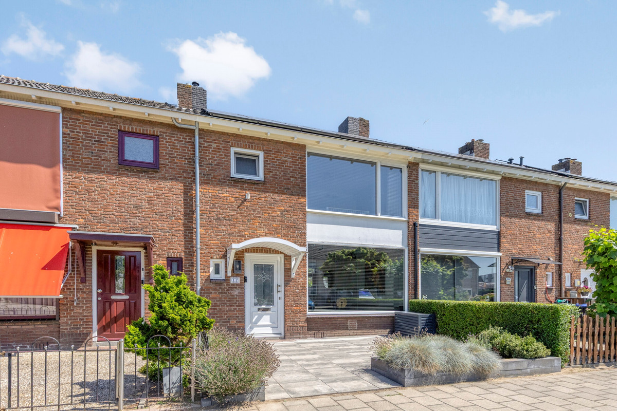 Tussenwoning te koop: Perkstraat 17, Zwijndrecht