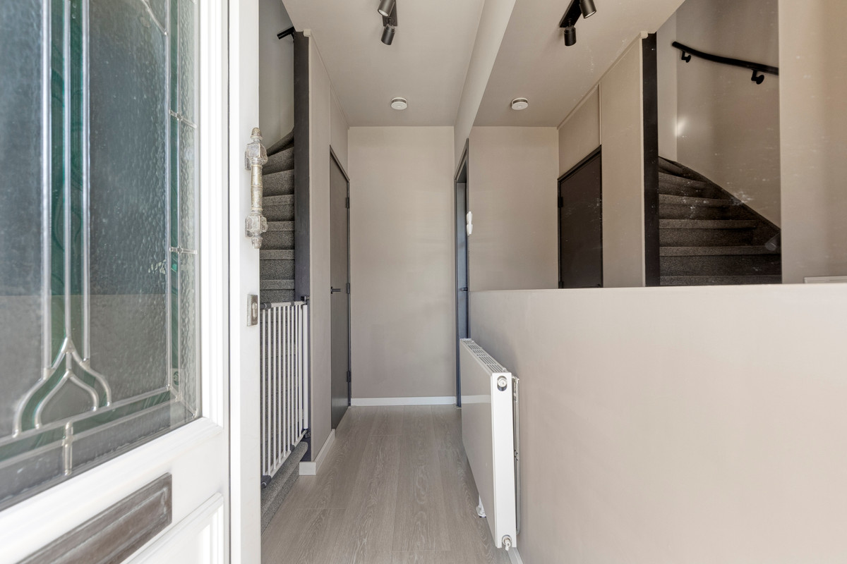 Tussenwoning te koop: Perkstraat 17, Zwijndrecht