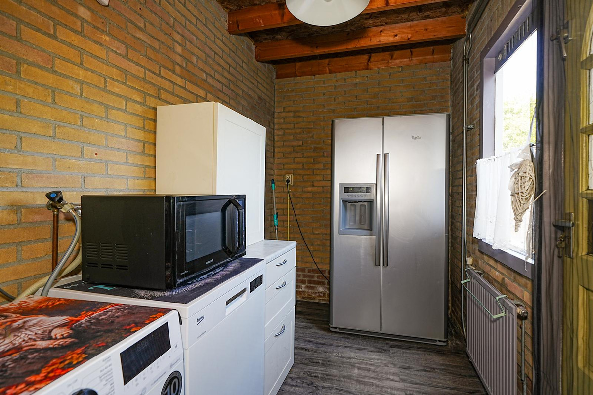 Tussenwoning te koop: C.D.Tuinenburgstraat 89, Rotterdam