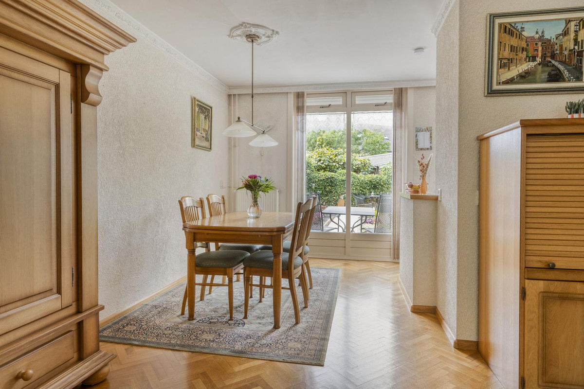 Tussenwoning te koop: Zwitserlandstraat 9, Bergen Op Zoom