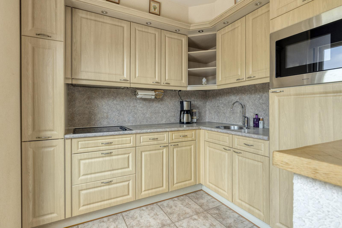 Tussenwoning te koop: Zwitserlandstraat 9, Bergen Op Zoom