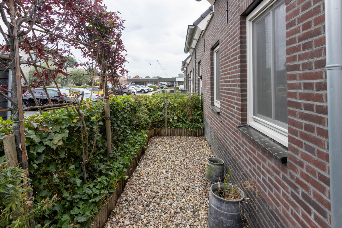 Appartement te koop: Stationsstraat 32, Spijkenisse