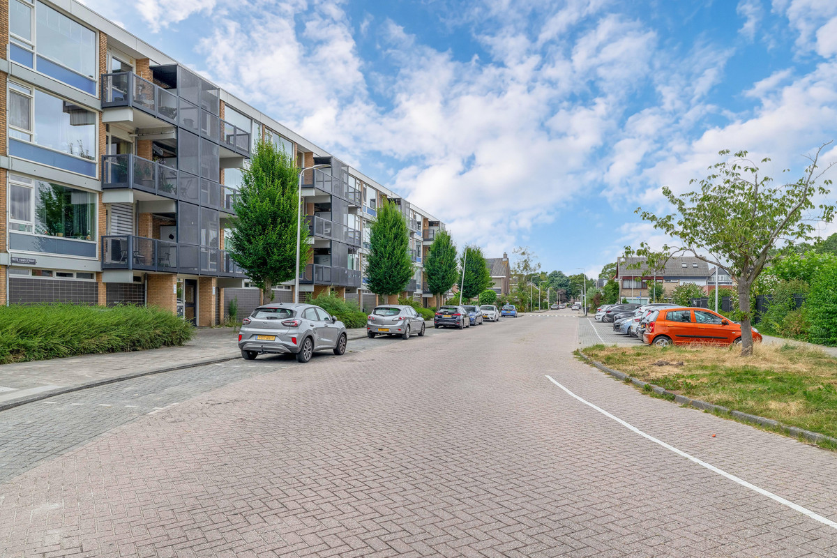Appartement te koop: Frits Vogelstraat 28, Zwijndrecht