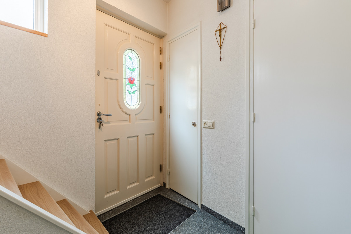 Tussenwoning te koop: Begoniastraat 39, Echt