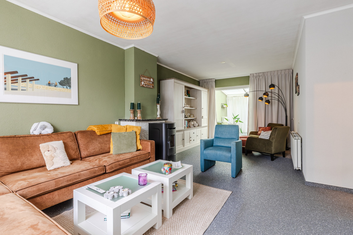 Tussenwoning te koop: Begoniastraat 39, Echt