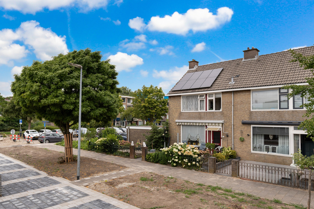 Tussenwoning te koop: Wielingenstraat 30, Dordrecht