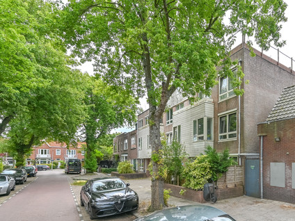 Raadhuisstraat 12