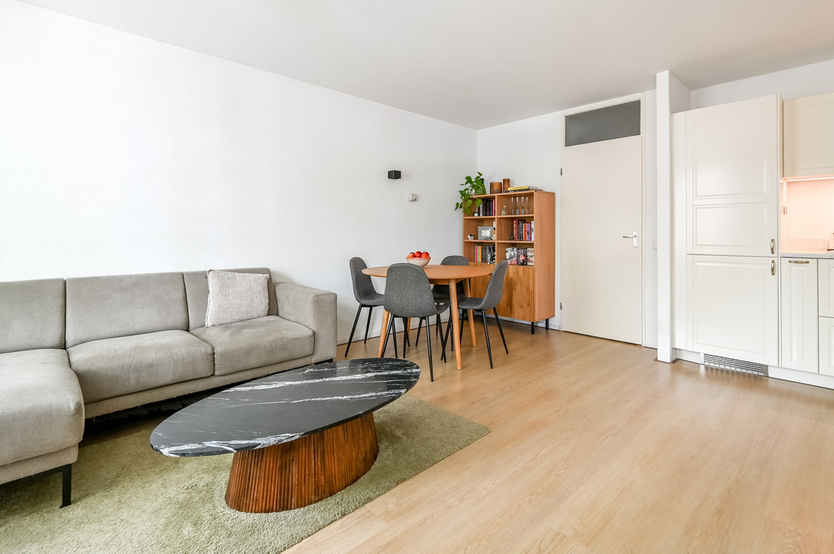 Appartement te koop: Raadhuisstraat 12, Haarlem