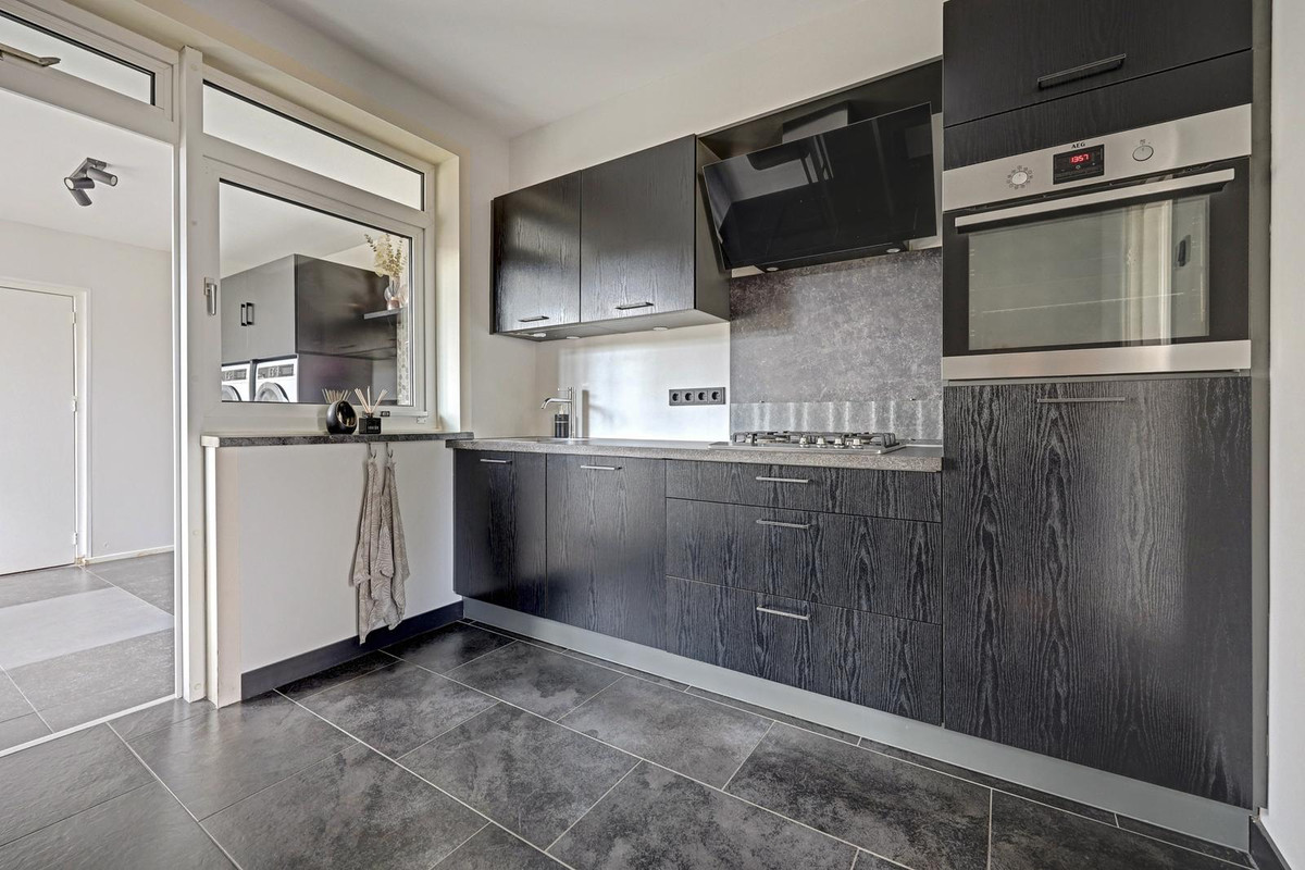 Tussenwoning te koop: Jan van Steenbergenstr 6, Gameren