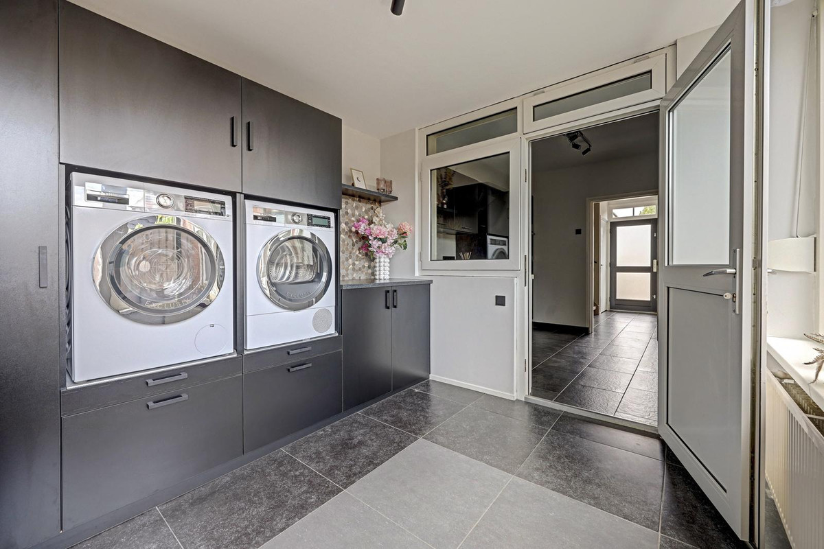 Tussenwoning te koop: Jan van Steenbergenstr 6, Gameren