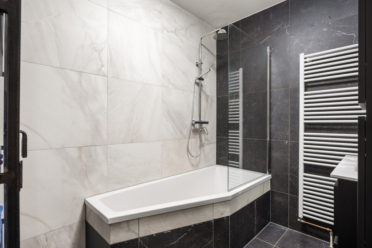 Tussenwoning te koop: Oosterweg 53, De Wilp