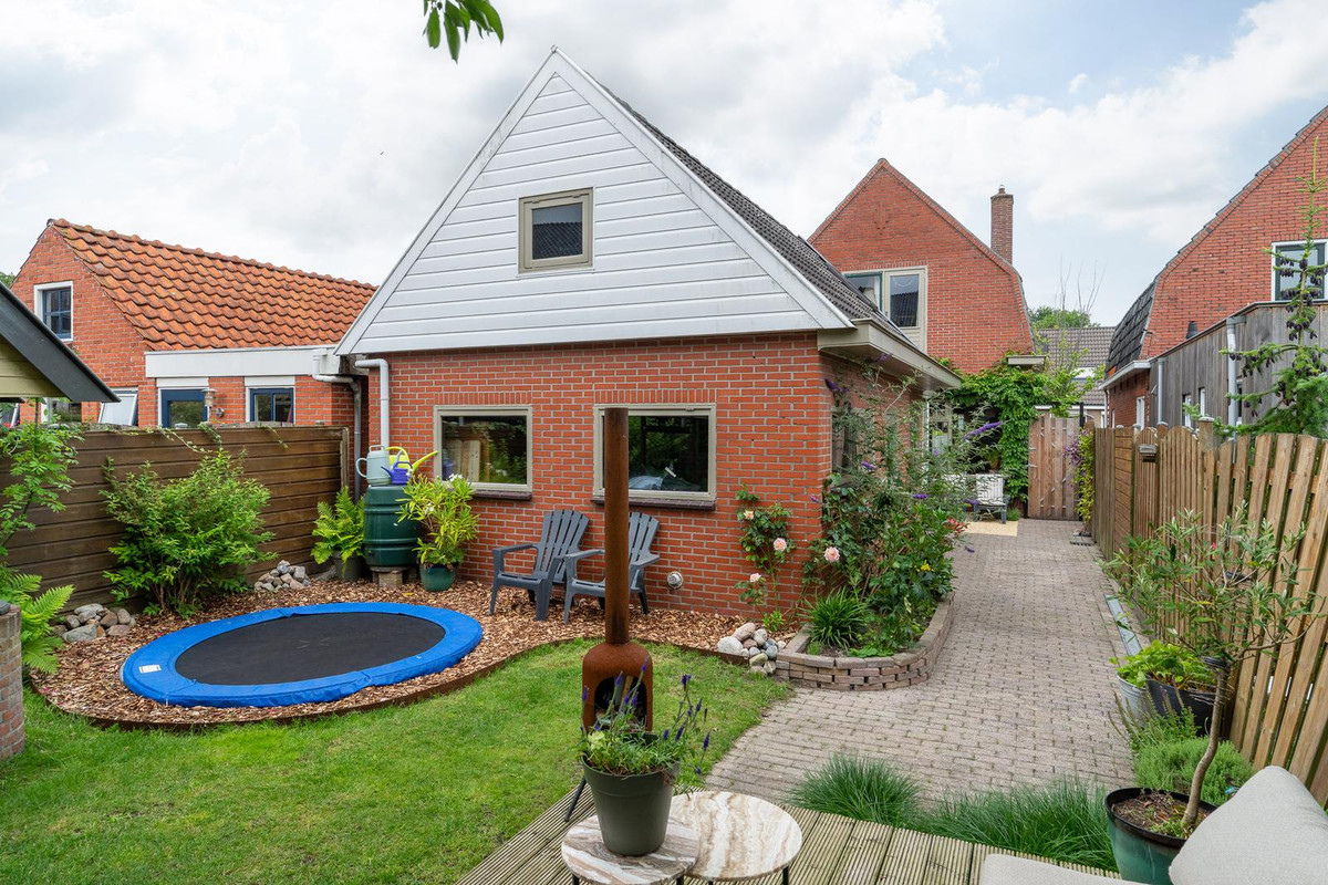 Vrijstaande woning te koop: Dirck Raphaëlsz Camphuysenstraat 37, Dokkum