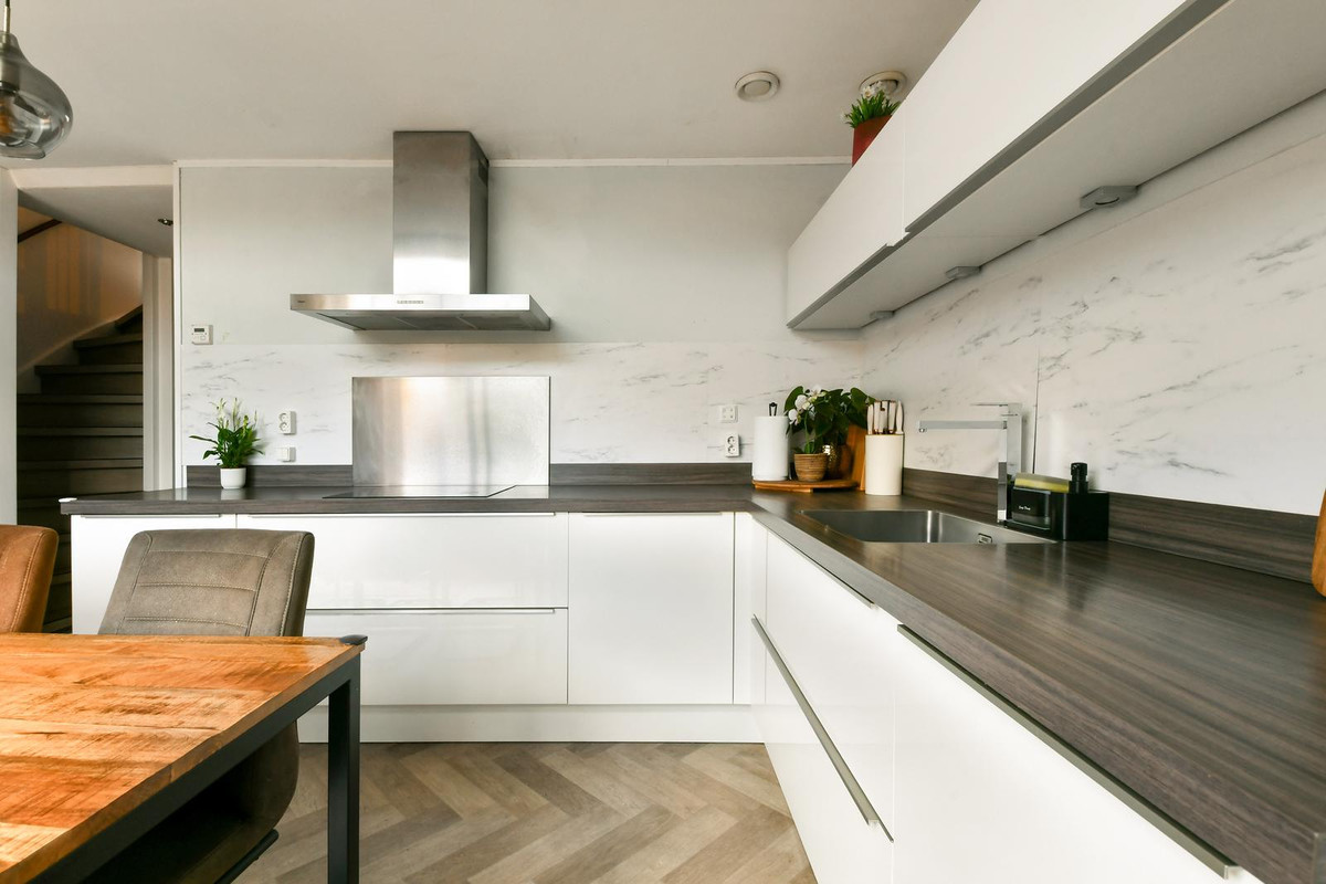 Tussenwoning te koop: Albaststraat 45, Almere