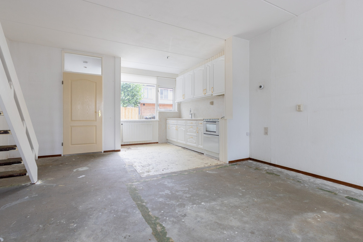 Hoekwoning te koop: Cornelis Kempenaarlaan 125, Woubrugge