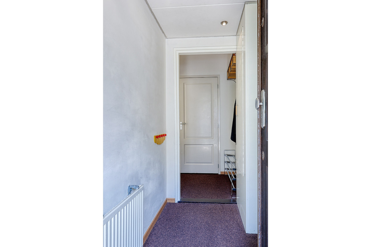 Tussenwoning te huur: Nieuwediepstraat 56, 'S-Gravenhage