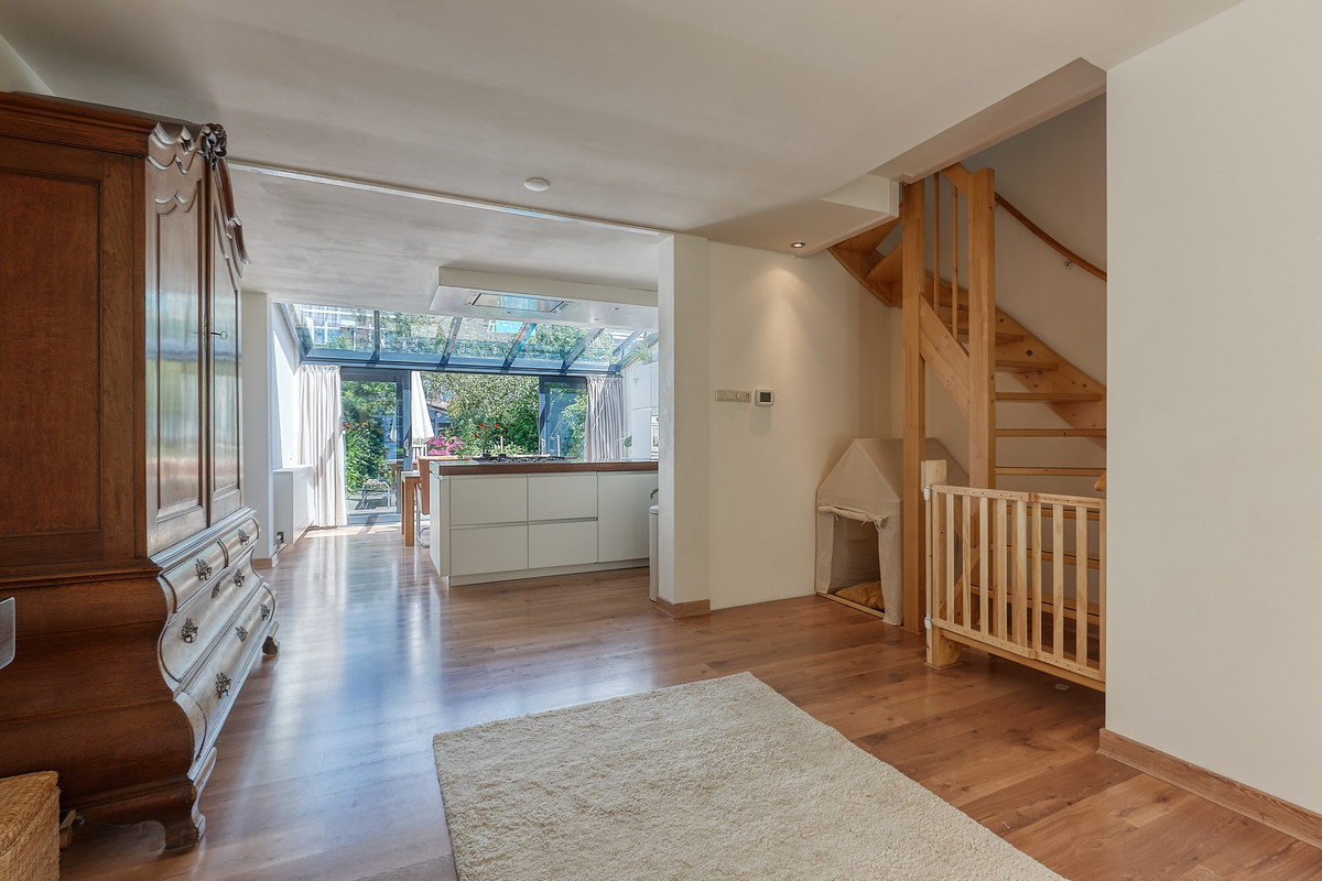 Tussenwoning te huur: Nieuwediepstraat 56, 'S-Gravenhage