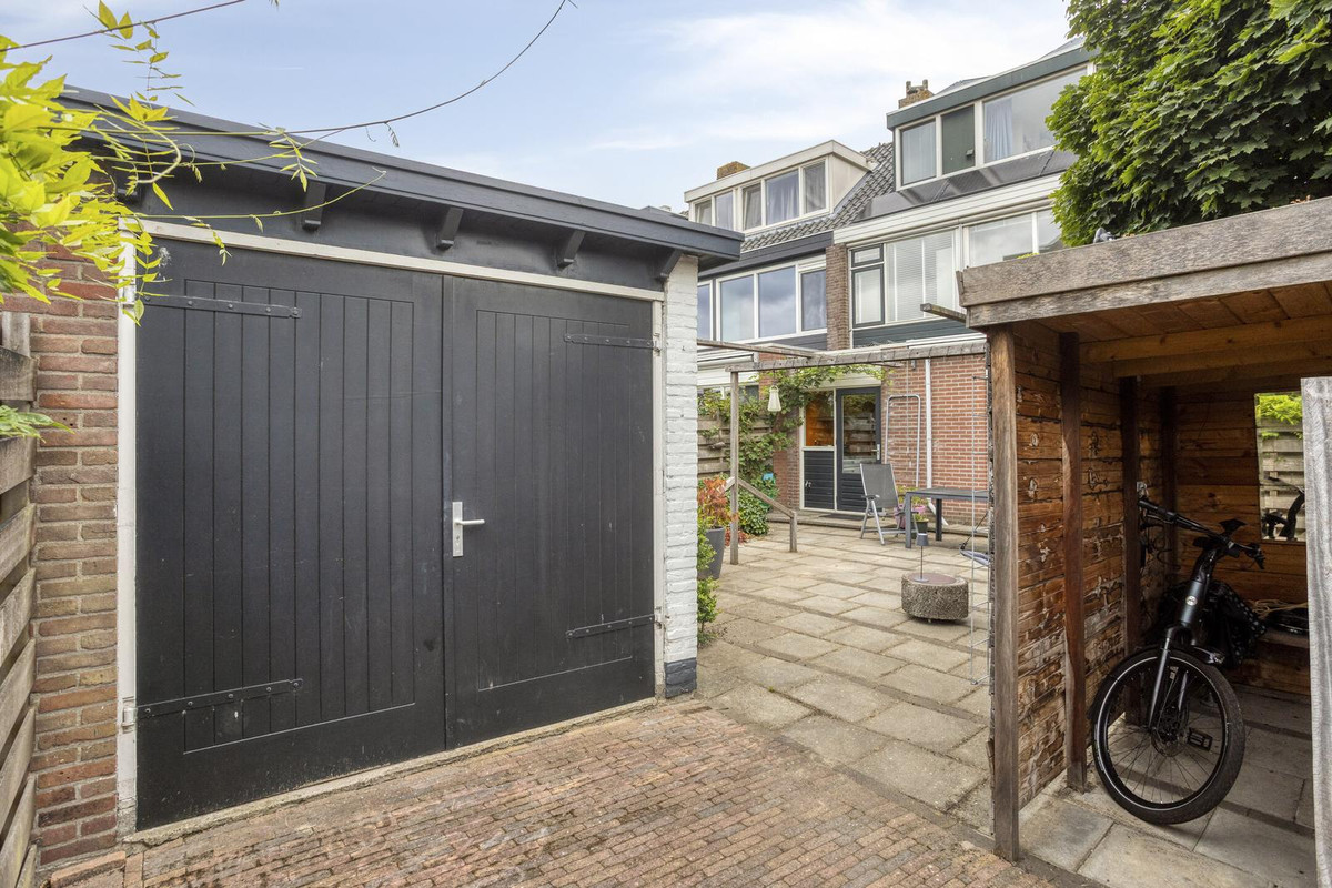 Hoekwoning te koop: Bilderdijkstraat 24, Capelle Aan Den Ijssel