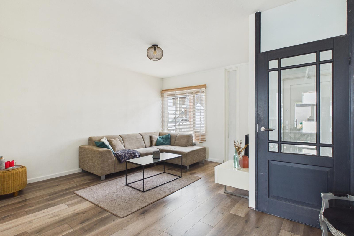 Tussenwoning te koop: Kanariesprenk 355, Vlissingen