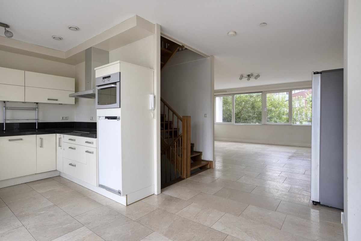 Tussenwoning te koop: Lauwers 30, Nootdorp
