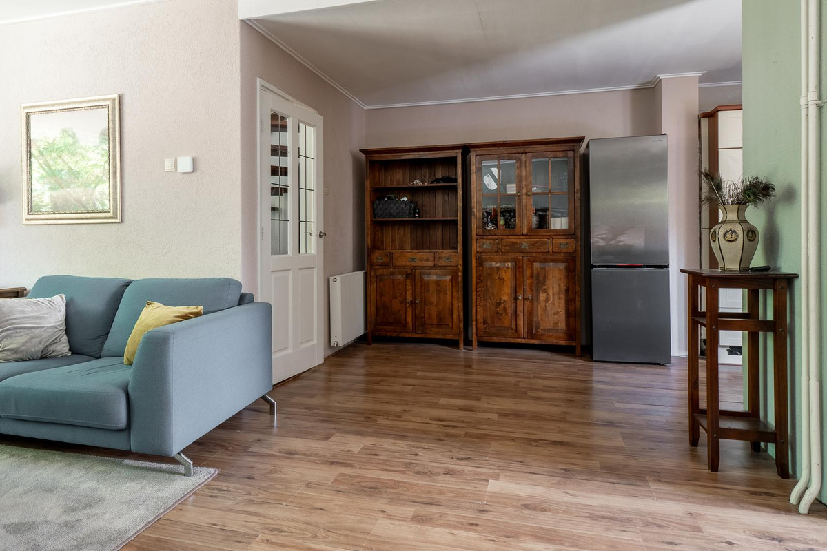 Tussenwoning te koop: Straatsburglaan 31, Enschede