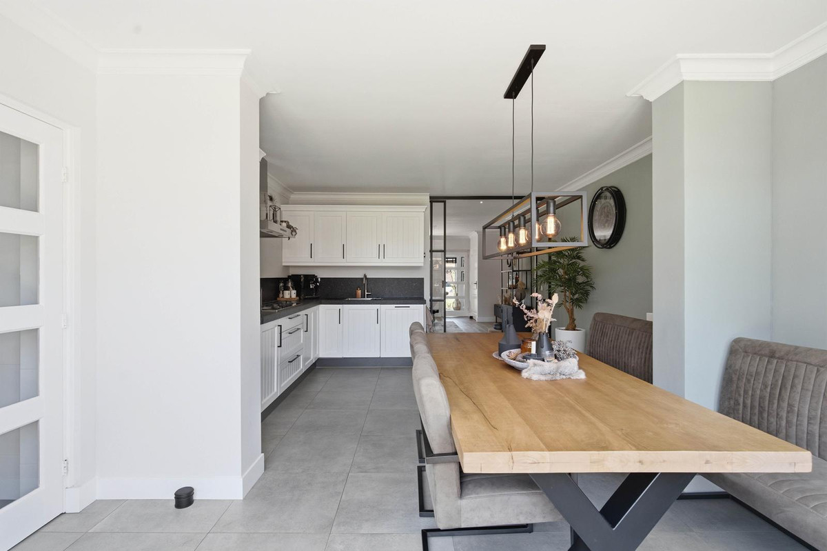 Twee-onder-één-kap te koop: Espenstraat 2, Langenboom