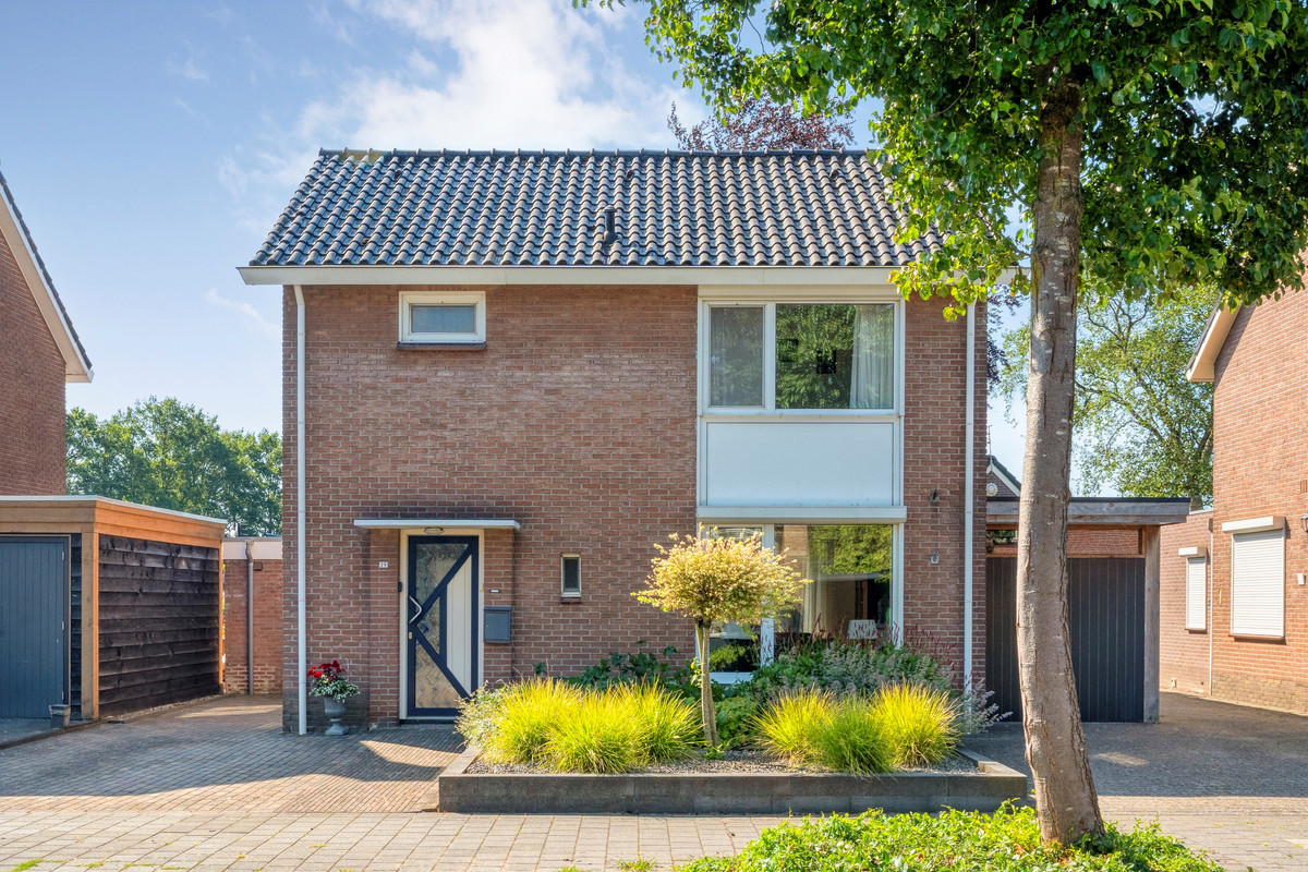 Vrijstaande woning te koop: Lage Gaardenstraat 29, Hardenberg