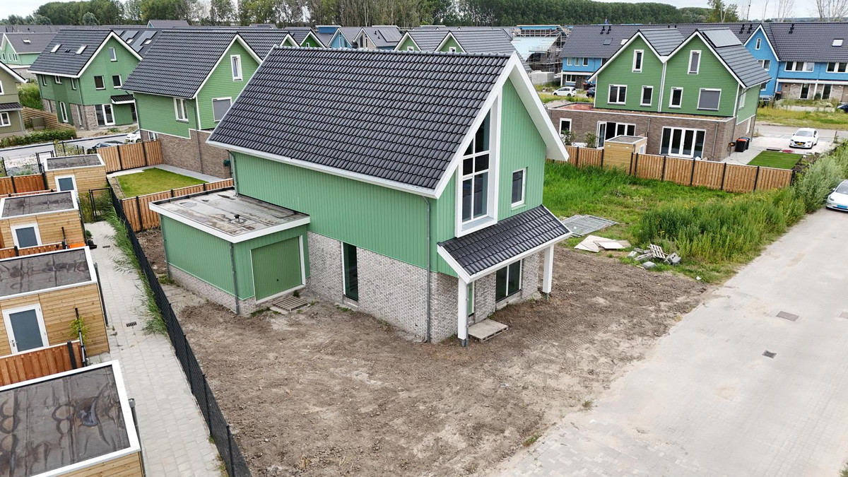 Woning te koop: Akkerkers 1, Lelystad