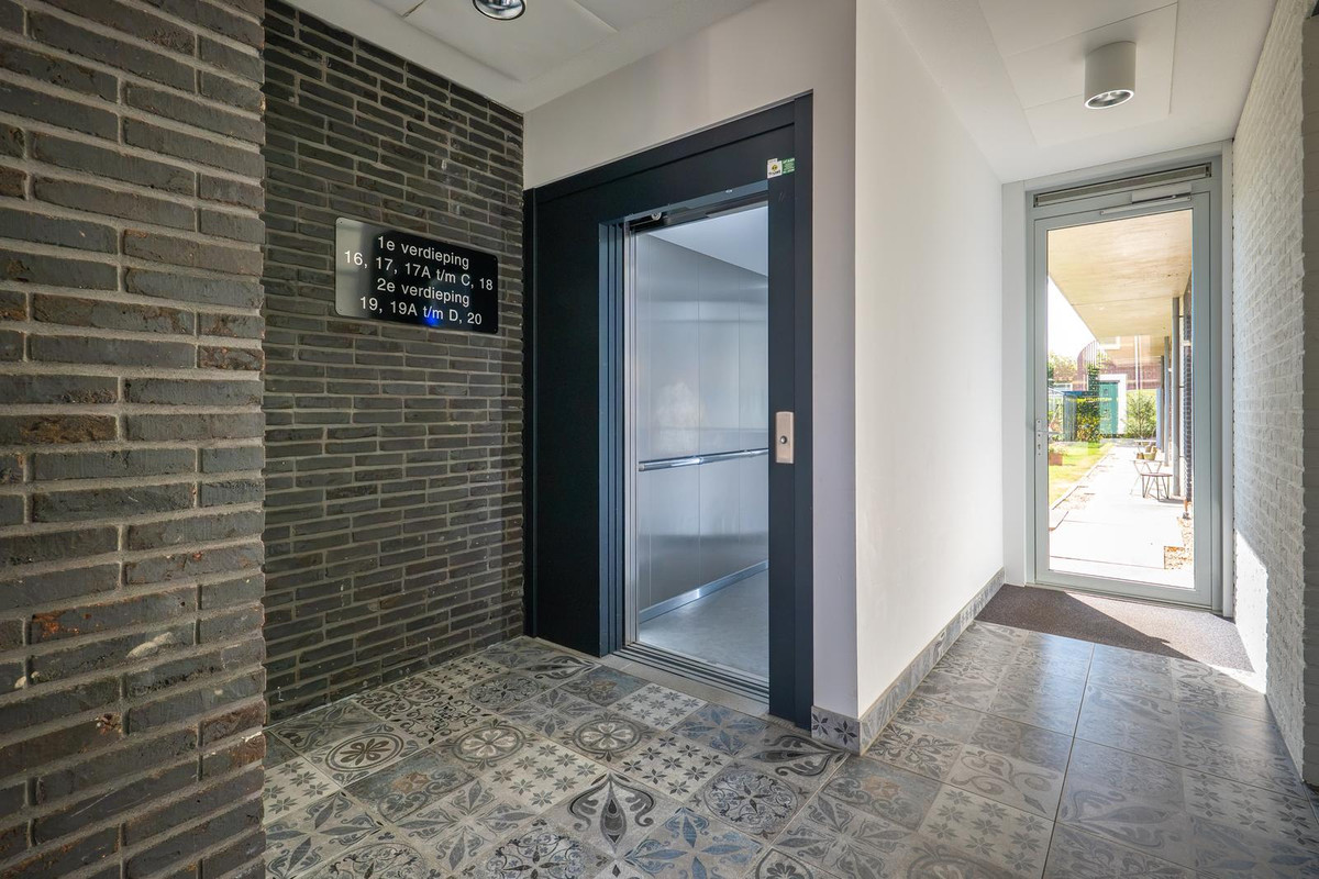 Appartement te koop: Lage Hoek 19C, Zwaag