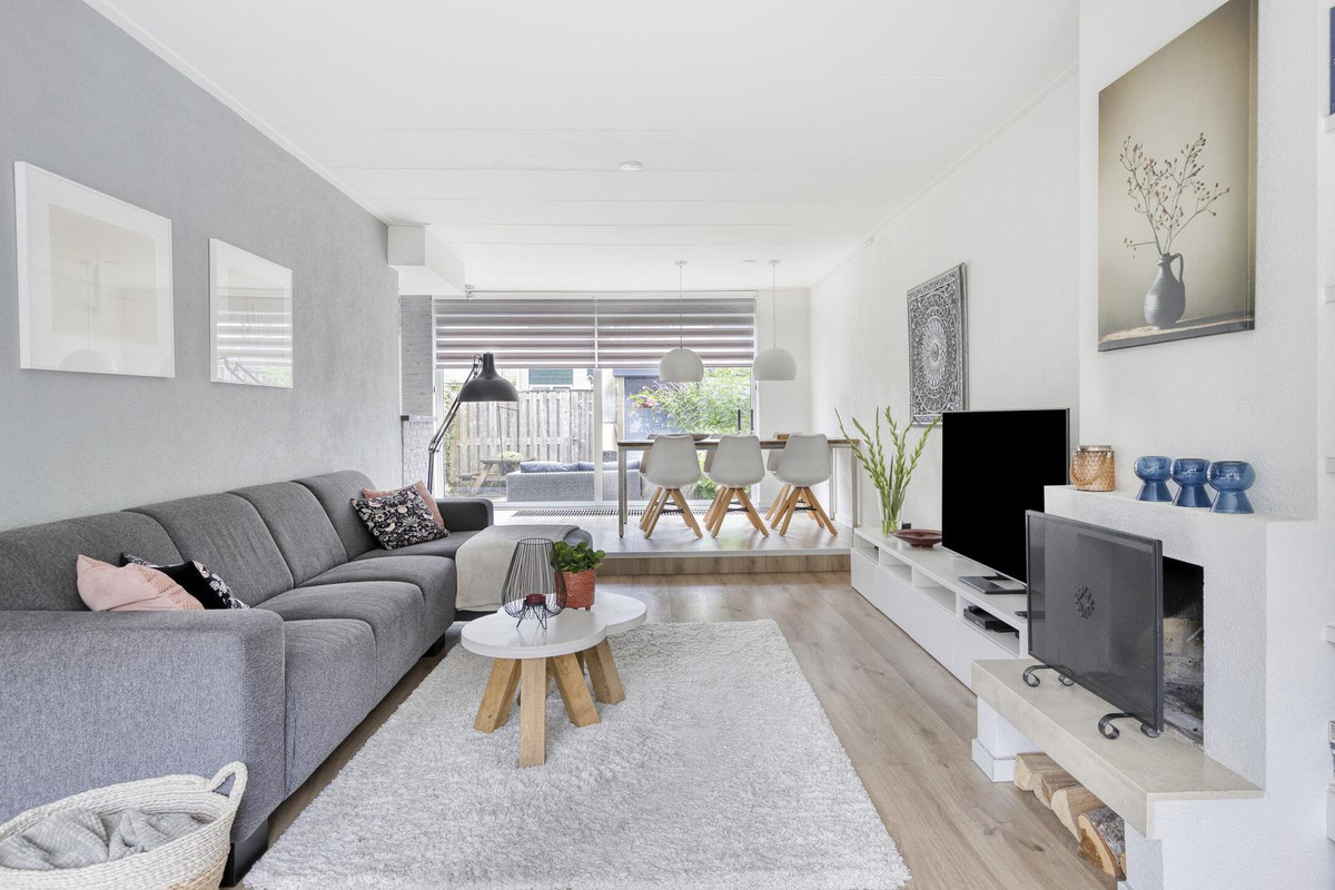 Tussenwoning te koop: Troelstrastraat 74, Moordrecht