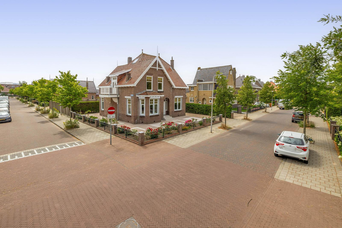Vrijstaande woning te koop: Hoflaan 47, Middelharnis