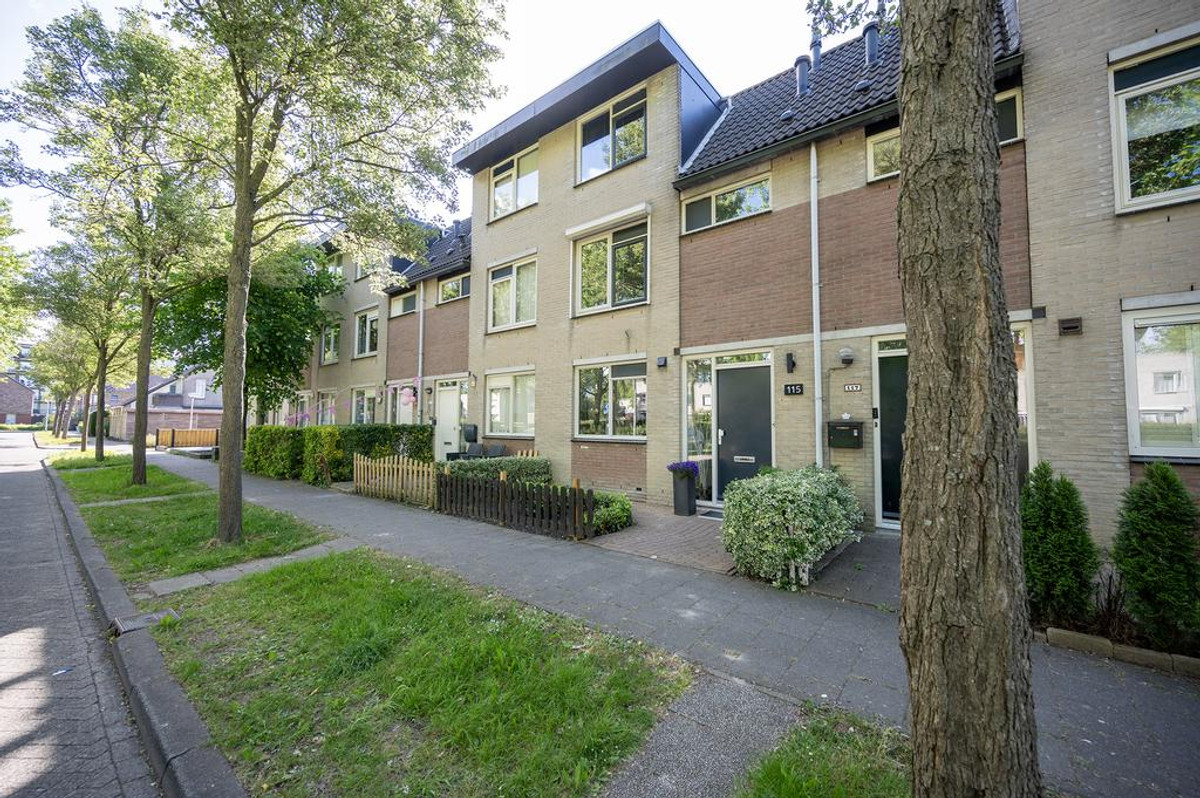 5-pièce maison et famille unique de 115 m²