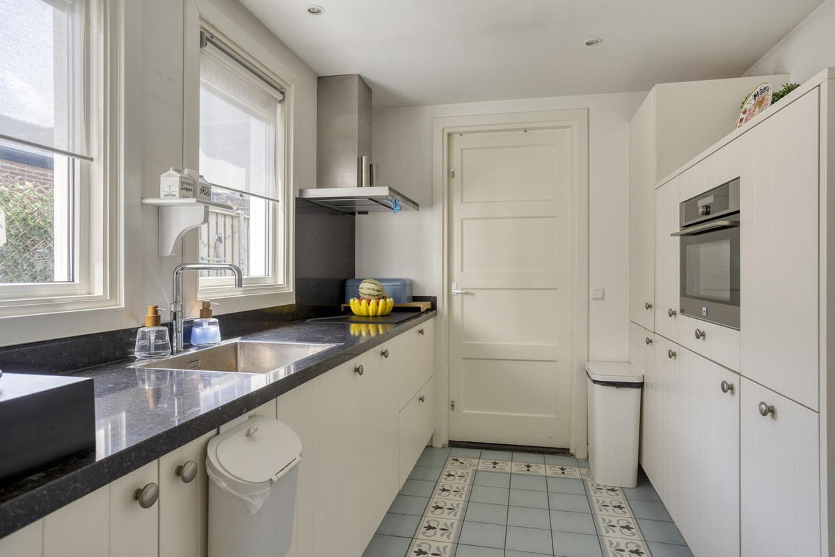 Tussenwoning te koop: Emmalaan 4, Terneuzen