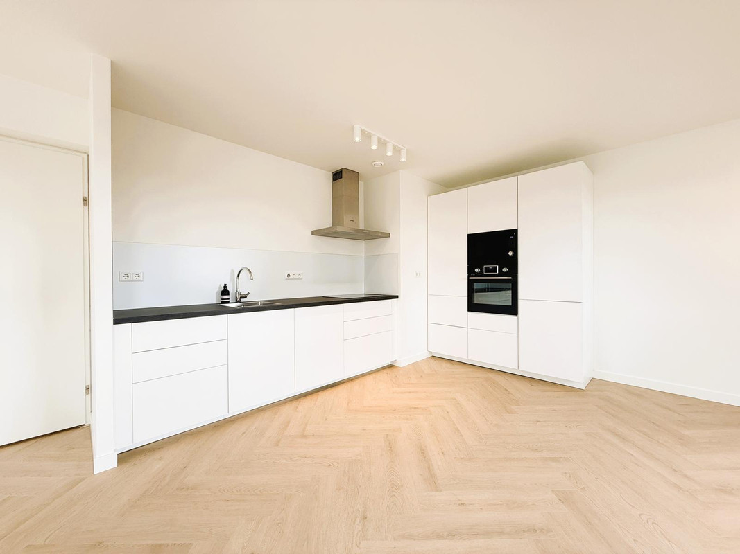 Appartement te huur: Van Suchtelen van de Haarestraat 30G, Amsterdam