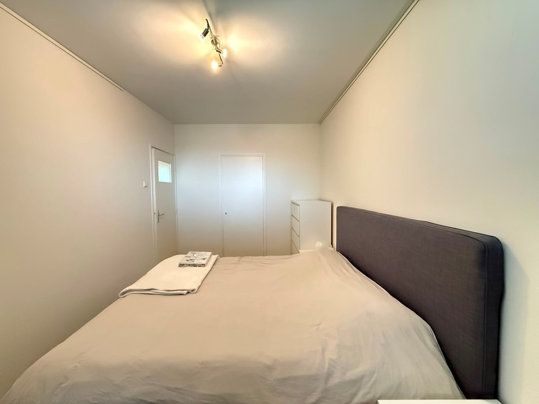 Appartement te huur: Mr. F.A. van Hallweg 102, Amstelveen