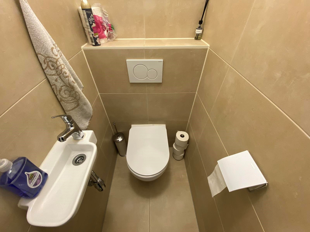 Appartement te huur: Mr. F.A. van Hallweg 102, Amstelveen