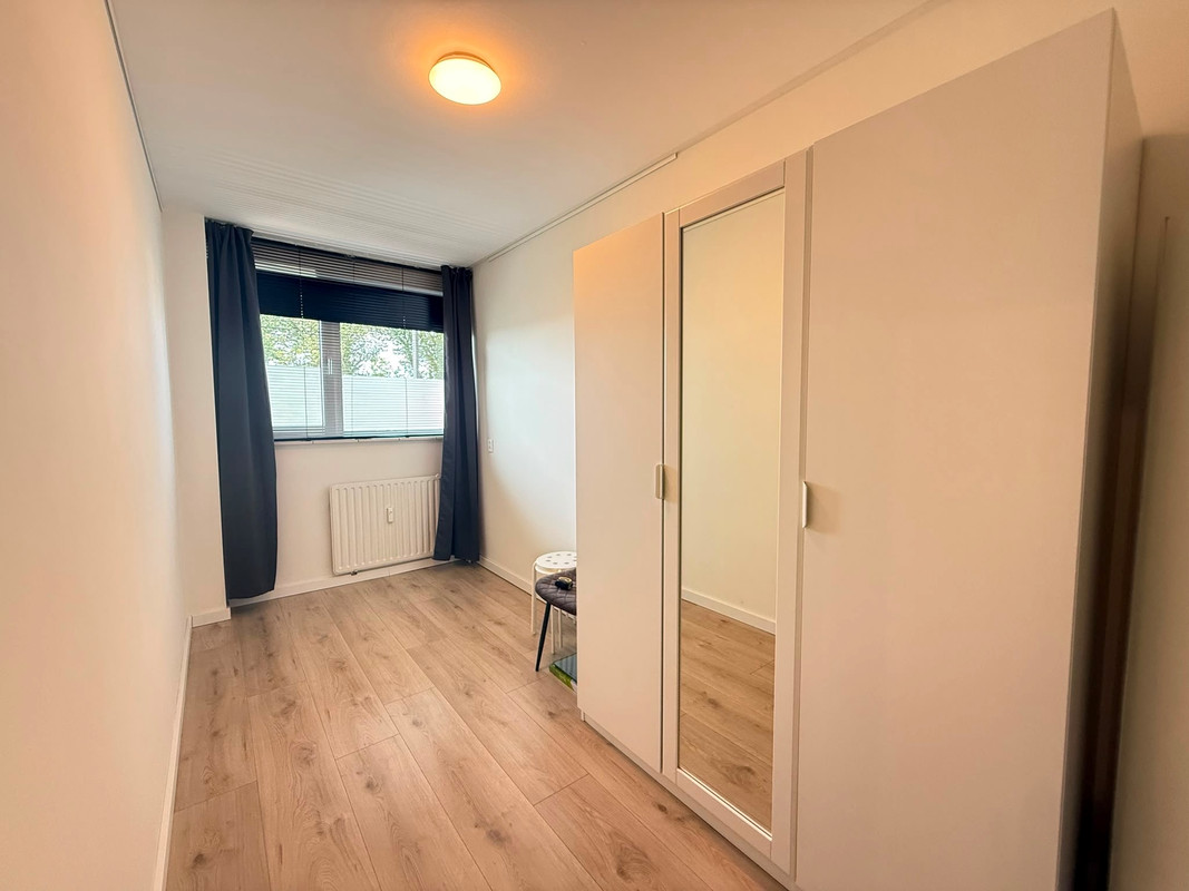 Appartement te huur: Mr. F.A. van Hallweg 102, Amstelveen