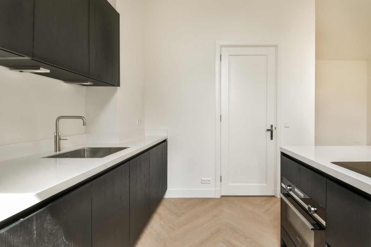 Appartement te huur: Johannes Vermeerstraat 36-2, Amsterdam