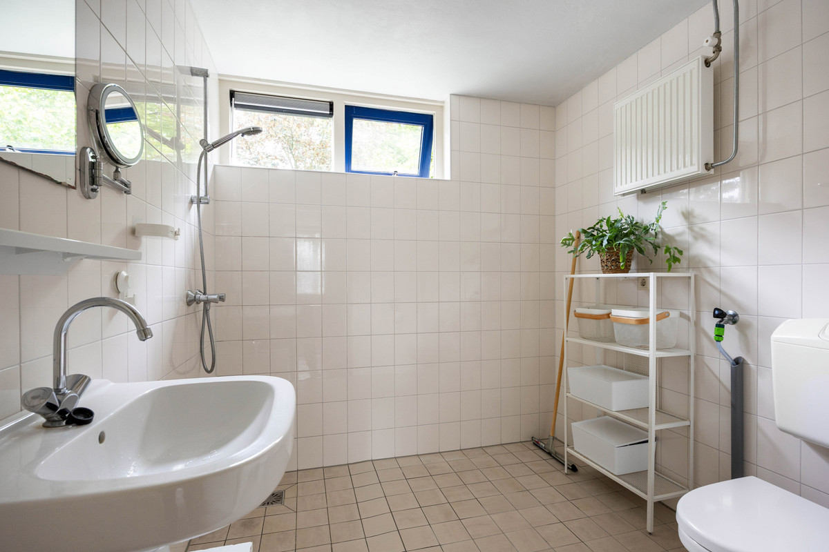 Hoekwoning te koop: Esdoornlaan 12, Marum