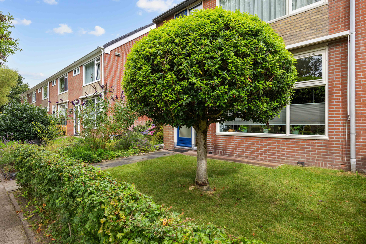 Hoekwoning te koop: Esdoornlaan 12, Marum