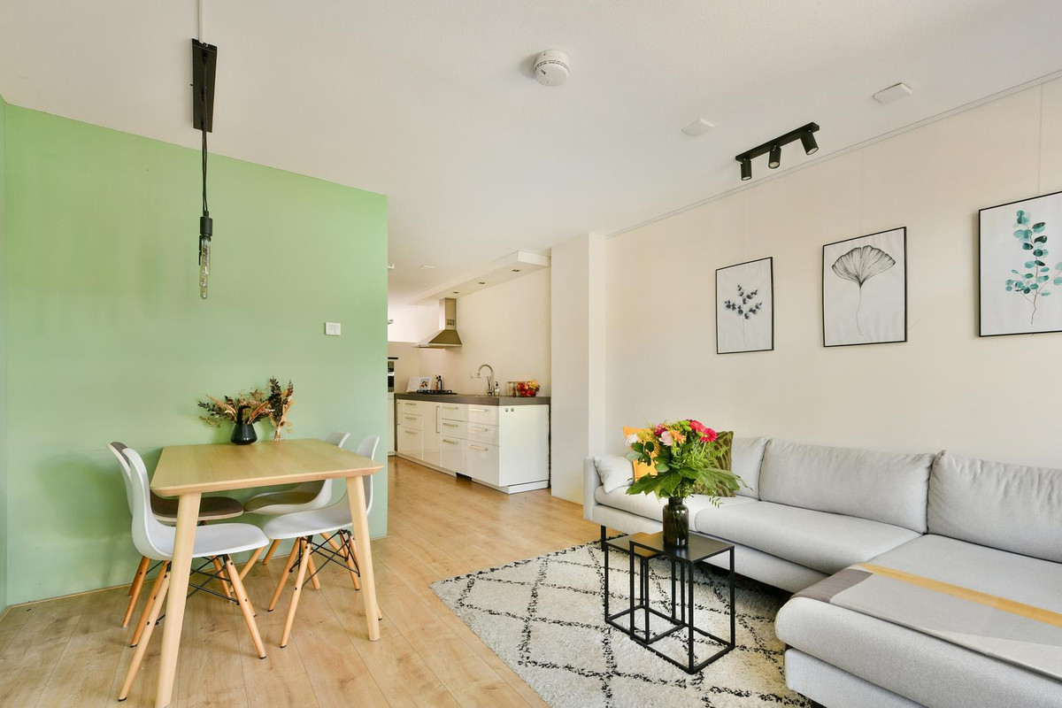 Studio te koop: Ten Katestraat 57-3, Amsterdam