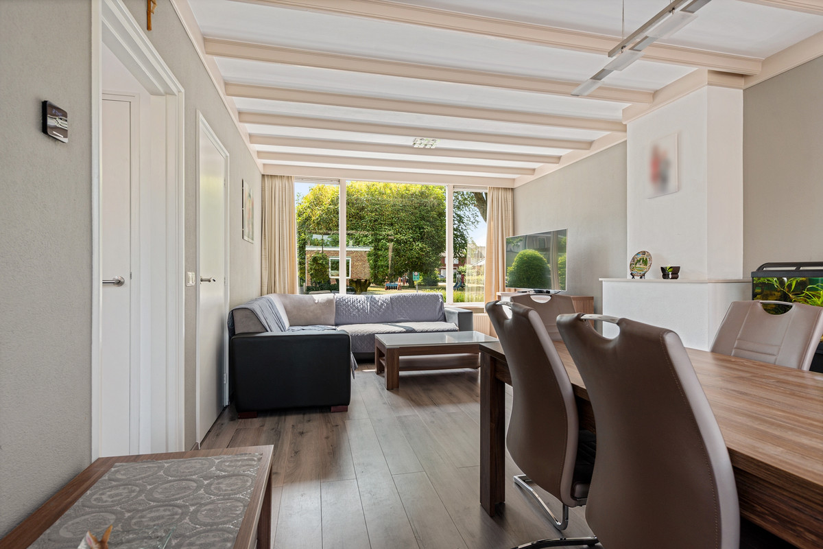 Tussenwoning te koop: Groen Van Prinstererlaan 28, Veghel