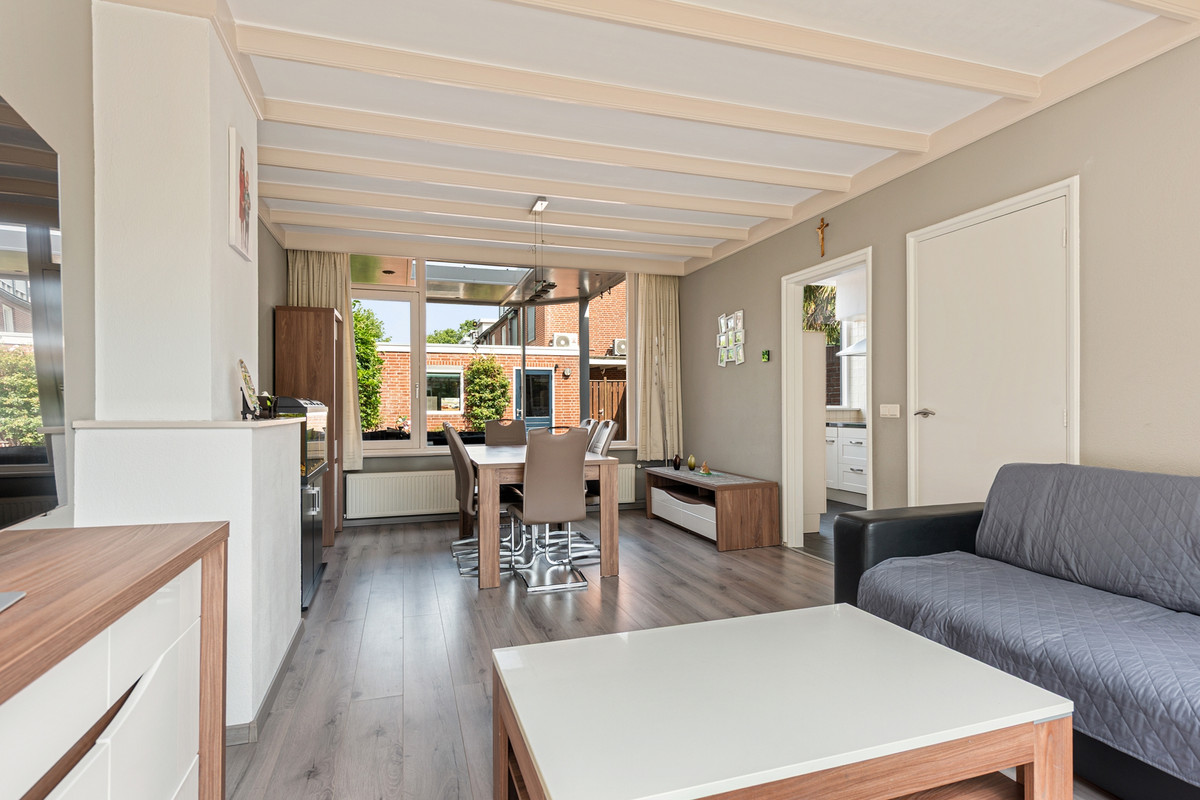 Tussenwoning te koop: Groen Van Prinstererlaan 28, Veghel
