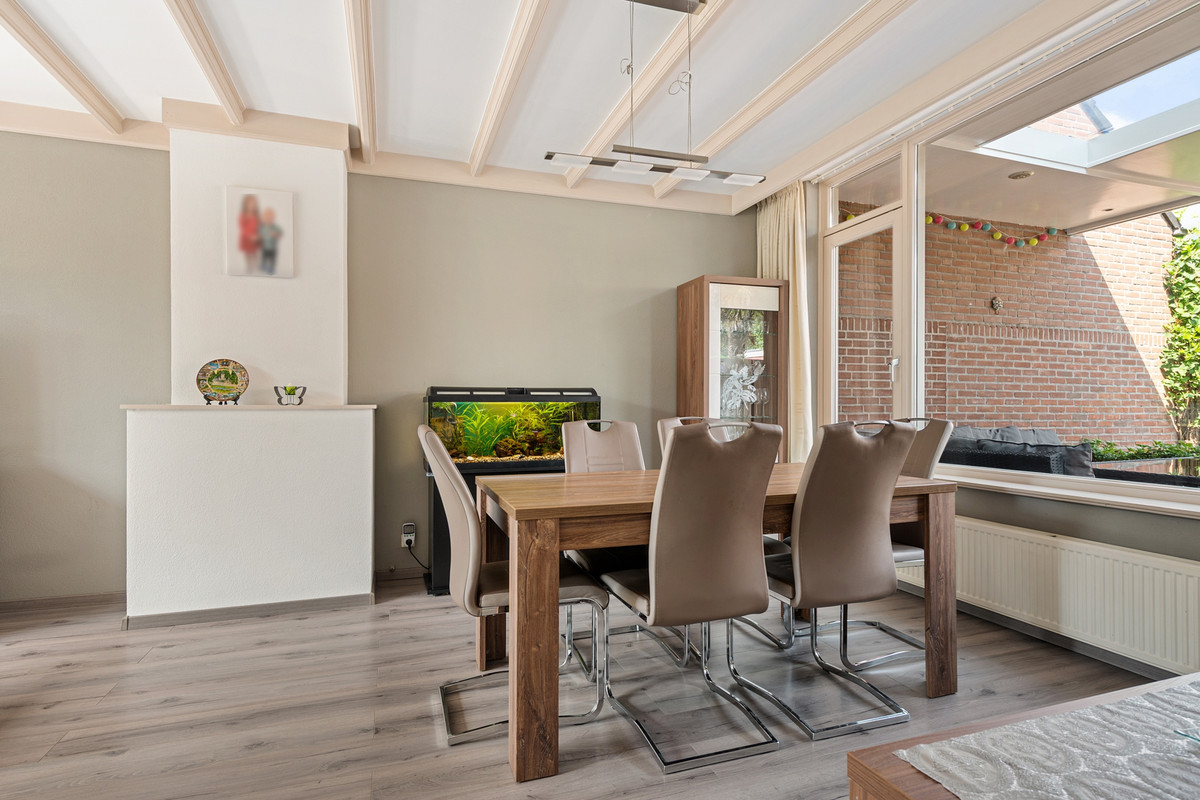 Tussenwoning te koop: Groen Van Prinstererlaan 28, Veghel