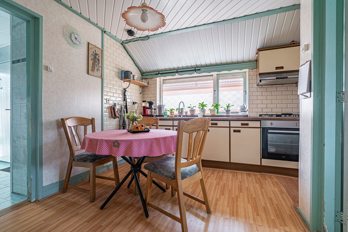 Vrijstaande woning te koop: Hoofdweg 20, Midwolda