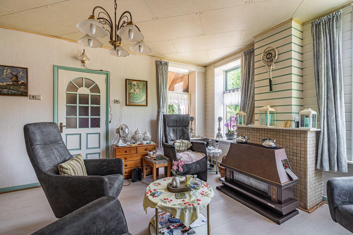 Vrijstaande woning te koop: Hoofdweg 20, Midwolda